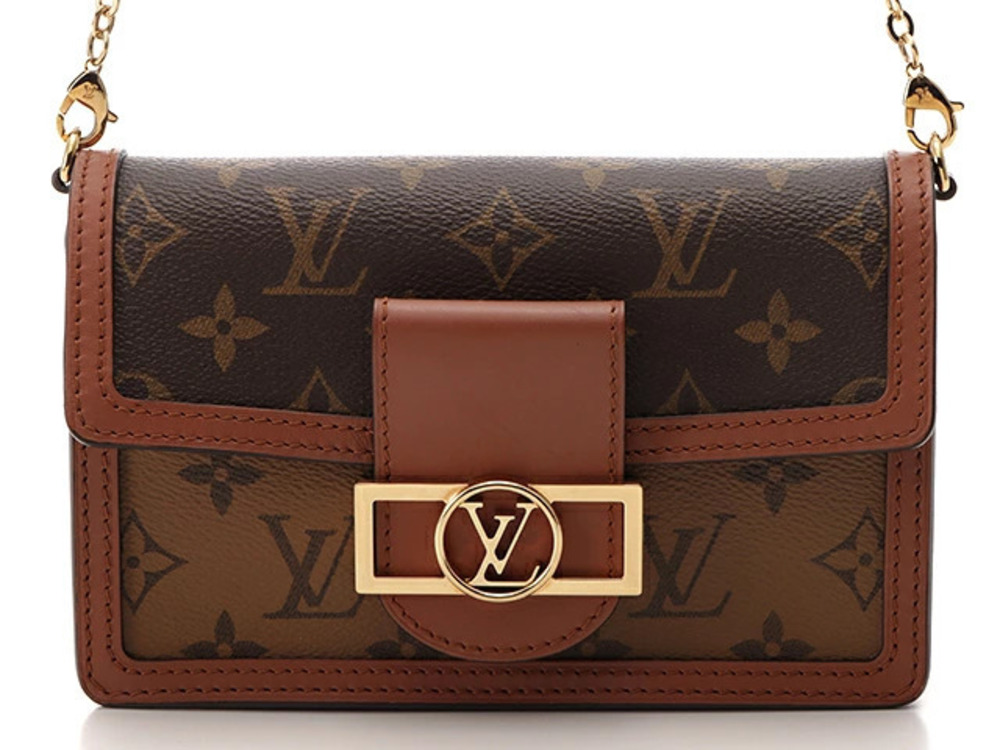 LOUIS VUITTON Portefeuille Dauphine Monogram Reverse